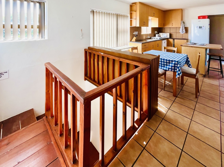 2 Bedroom Property for Sale in Sandbaai Western Cape